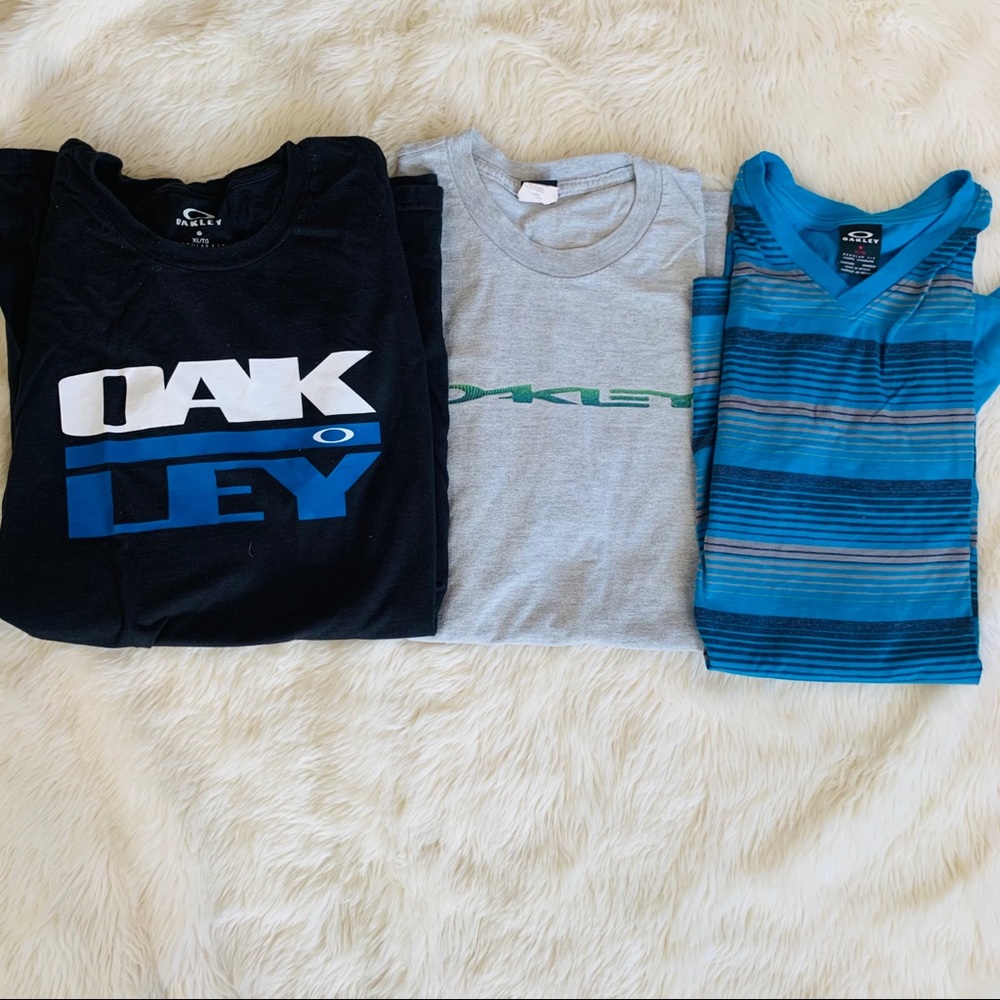 Oakley Men’s Vintage T-Shirt Bundle Size XL